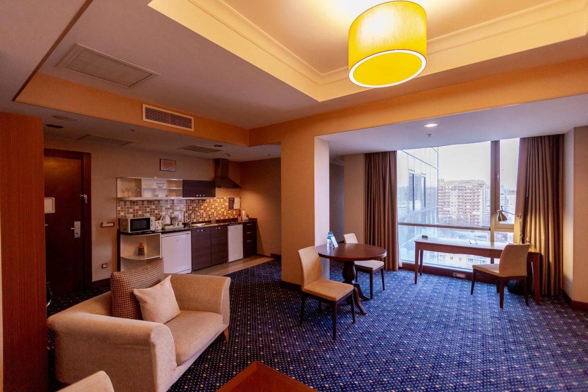 Parkside Hotel & Apartments Bakú Exterior foto